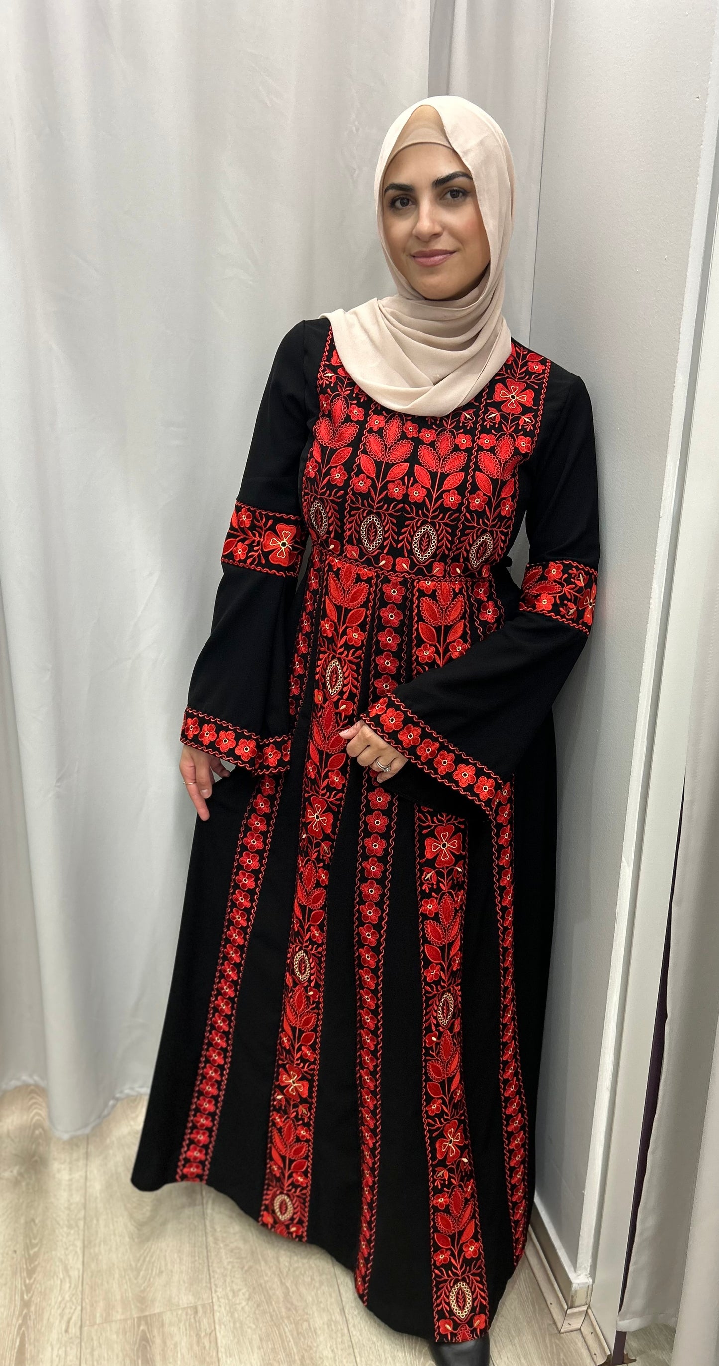 Palestinian Abaya with Belle Sleeve Red 
