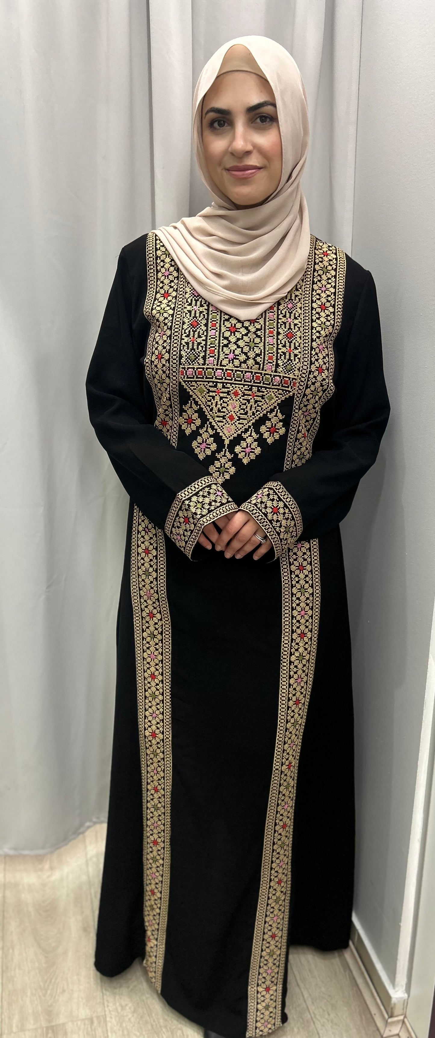 Palestinian Traditional Abaya Nude